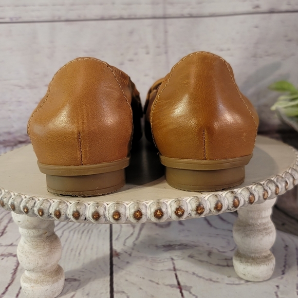 Clarks Collection Lyrical Way Womens Tan Leather Loafers Size 10M - Picture 11 of 15